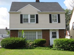 4398 Baintree Rd, University Heights, OH 44118