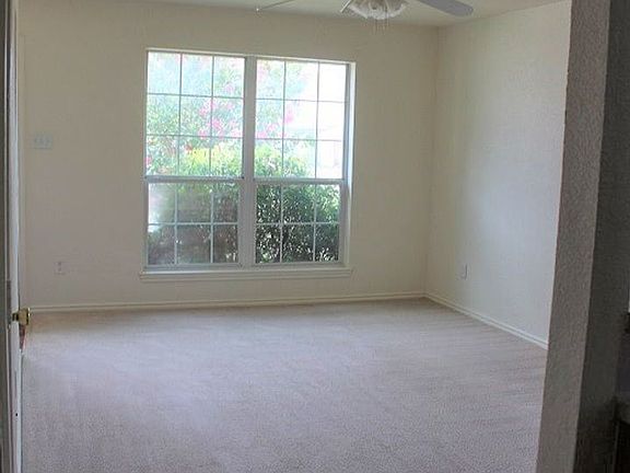 2nd image of 4504 Mattie Dr APT A