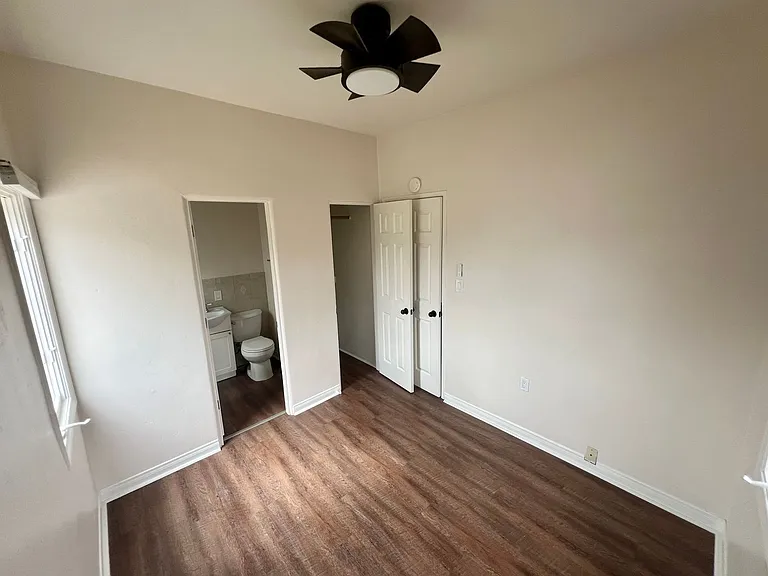 2401-15 G St — Photo 7