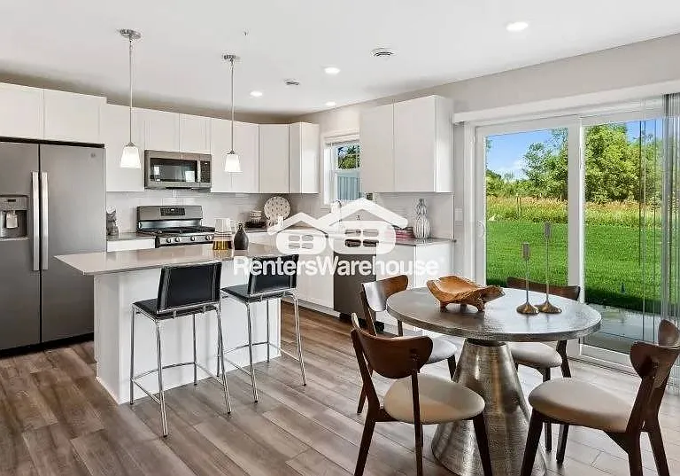 1062 Jubert Dr — Photo 1