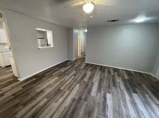 2110 Sam Houston Dr, Garland, TX 75044