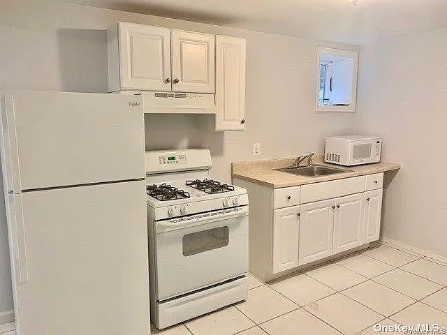 735 W Penn St — Photo 5