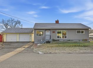 146 Aspen St, Kamloops, BC V2B 1K2