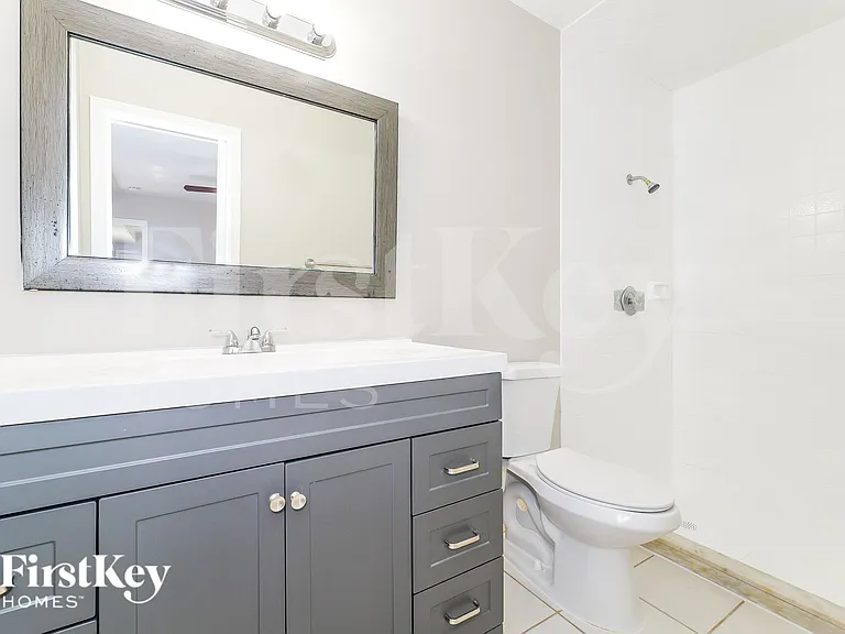 1389 Meadowbrook Dr — Photo 10