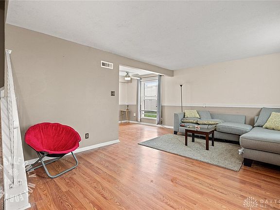 5th image of 1432 Crown Point Ct