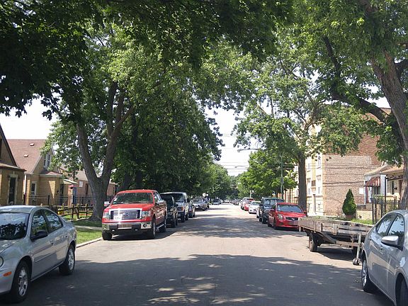 4th image of 10633 S Avenue J