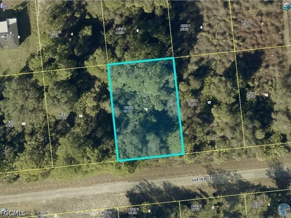 664 Sabina Ct, Lehigh Acres, FL 33972