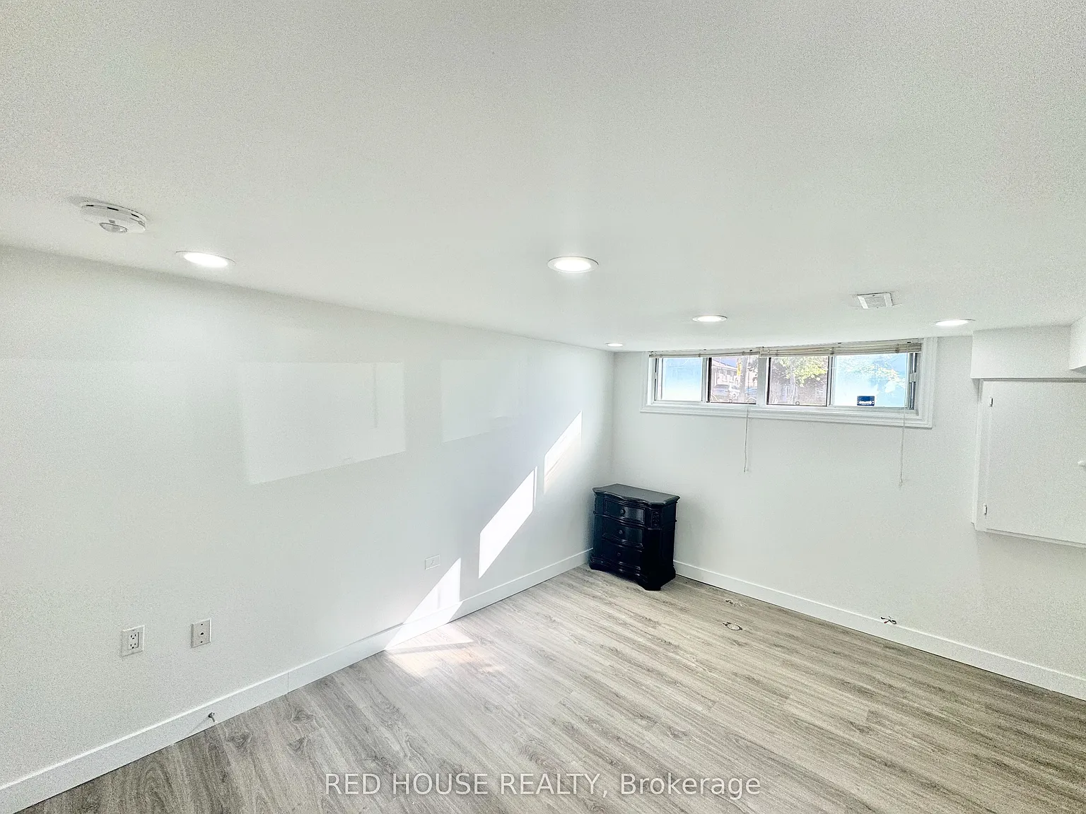 1 bed, $1,800 — Photo 4