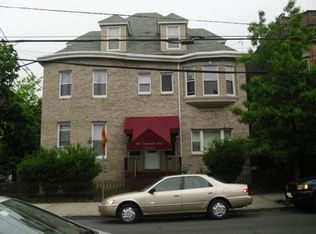 907 Summit Ave #201, Jersey City, NJ 07307
