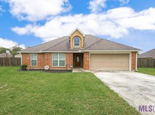 36042 Willmington Ave, Denham Springs, LA 70706