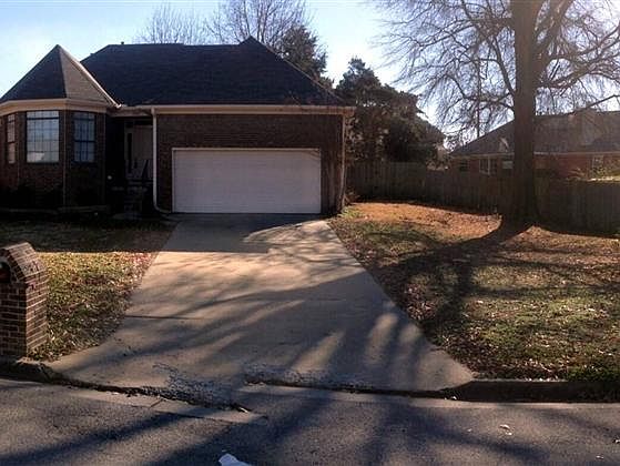 1st image of 9647 Seminole Dr