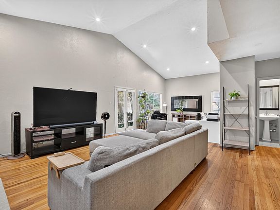 2nd image of 10437 High Hollows Dr #220