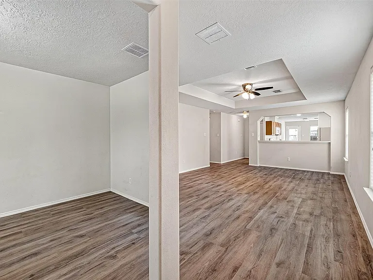 19119 Yaupon Ranch Dr — Photo 10