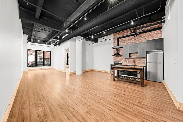 Rented by Nooklyn NYC LLC | media 50