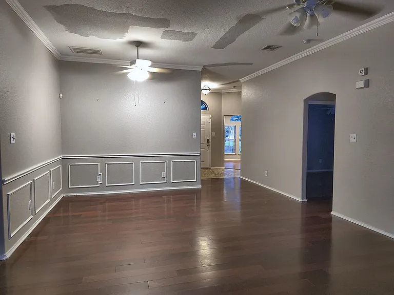 8629 Lariat Cir — Photo 2