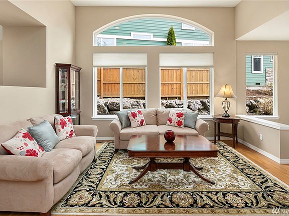 3rd image of 13574 Adair Creek Way NE