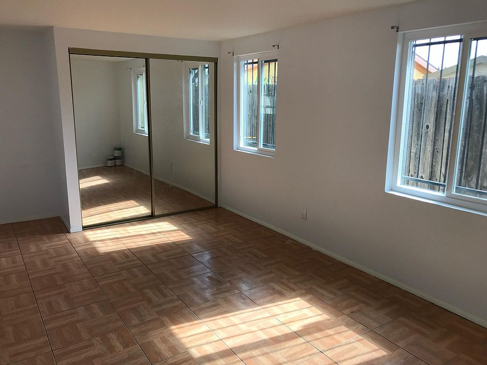 1st image of 6530 1/2 Priam Dr
