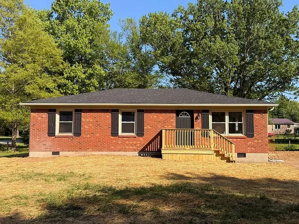 113 Cherry Ln, Frankfort, KY 40601