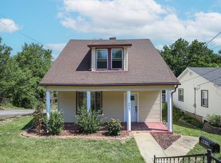9615 Holtwood Rd, Saint Louis, MO 63114