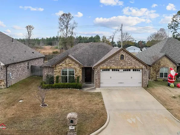 105 Fredricksburg Cir, Hallsville, TX 75650