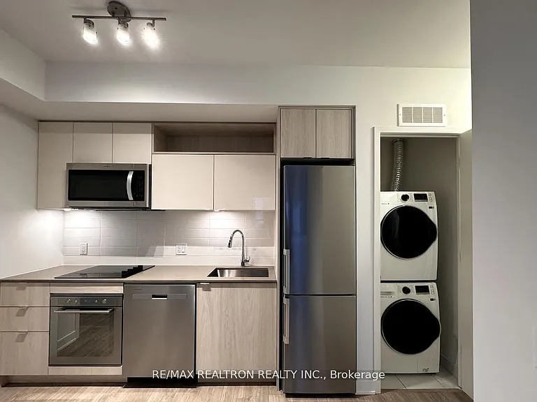 100 Dalhousie St #601 — Photo 11