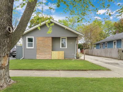 127 N Victory St, Waukegan, IL, 60085