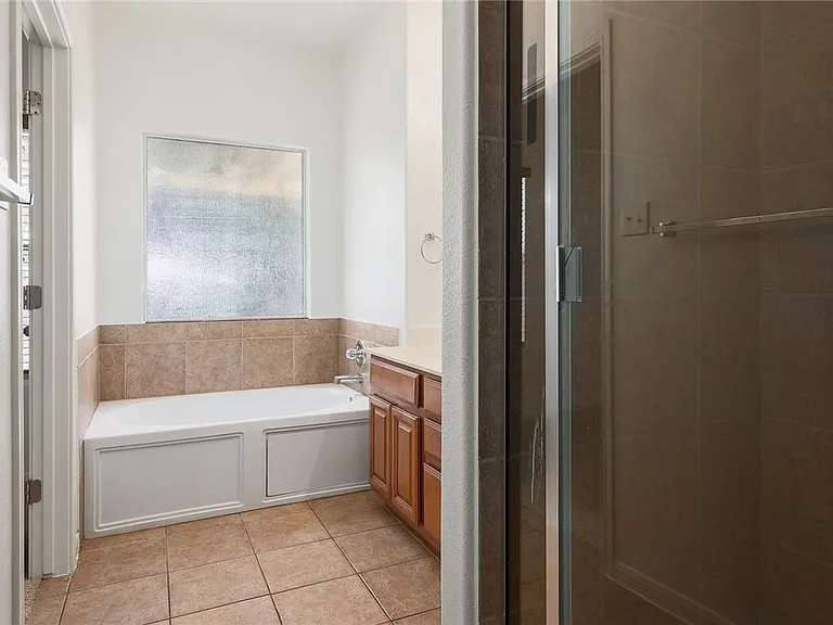 2125 Amur Dr #A27 — Photo 17