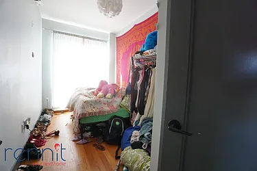 Rented by Rennit Inc.