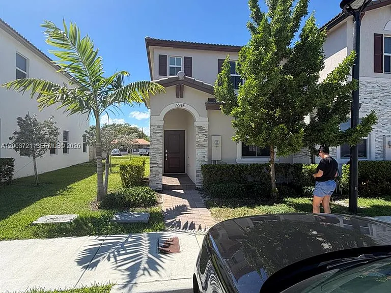 12148 NW 24th Pl #12148 — Photo 16