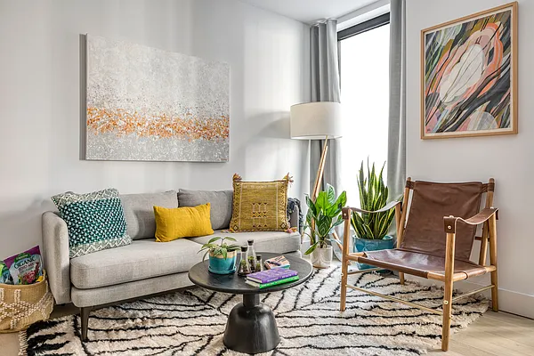 Sold by Compass | media 14