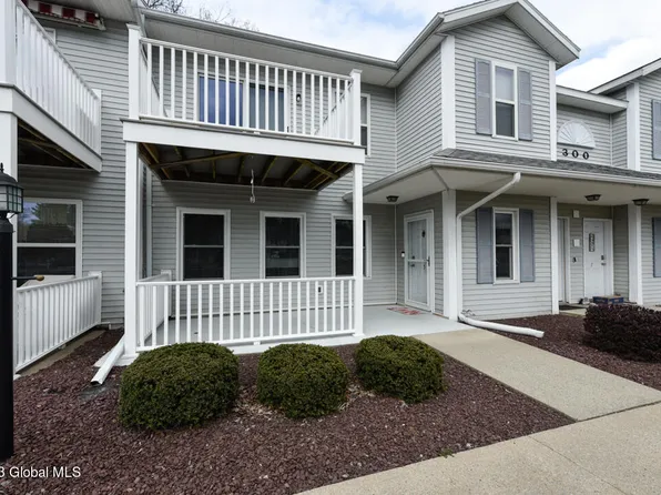 305 Cambridge Manor Drive, Scotia, NY 12302