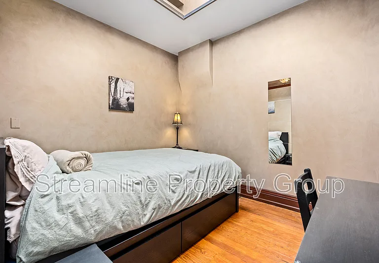 141 W Archer Pl — Photo 15