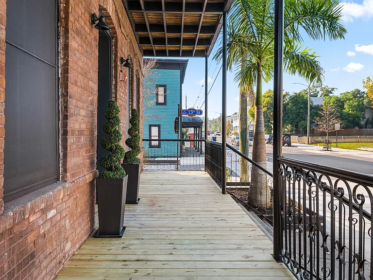 1301 E Columbus Dr #B — Photo 12