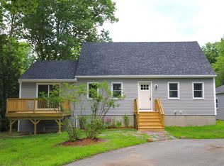 138 Lull Rd, Weare, NH 03281