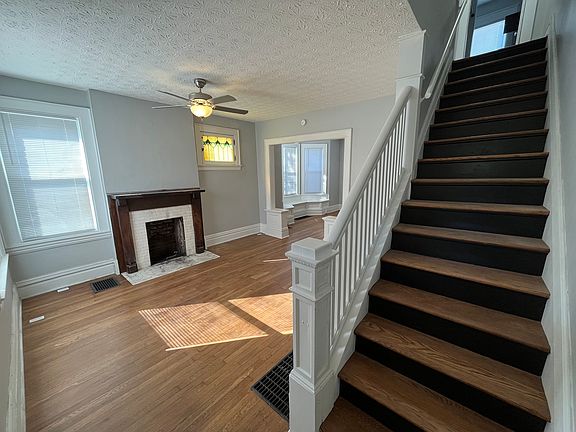 2nd image of 336 14th Ave #336