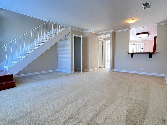 5th image of 25546 Paseo La Vis