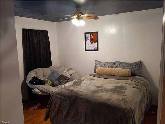5th image of 8216 Bancroft Ave