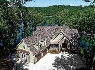 114 Keowee Overlook Rd, West Union, SC 29696