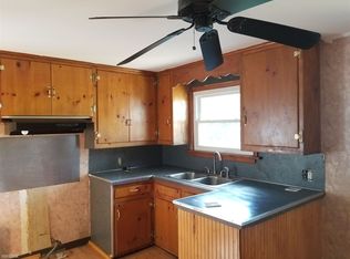 27 Beechwood Ave, Hamden, CT 06514