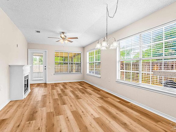5th image of 2484 Spyglass Cir