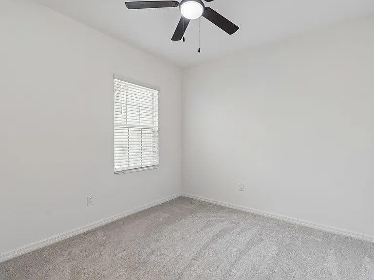 34214 Rogallo Ln — Photo 13
