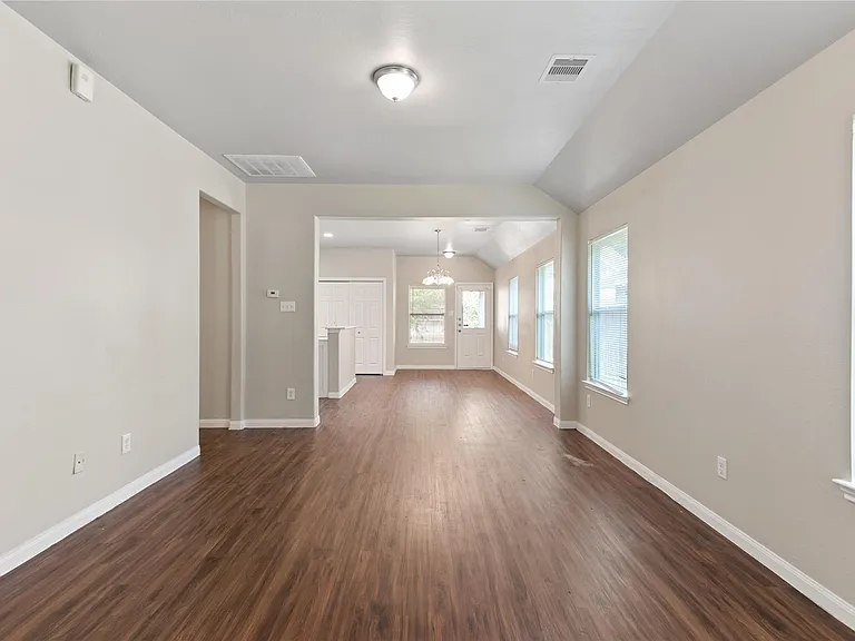 14954 Huntington Willow Ln — Photo 4