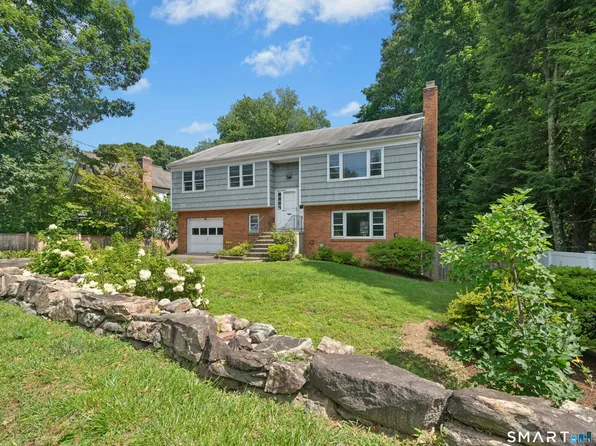 1646 Boston Post Road, Darien, CT 06820