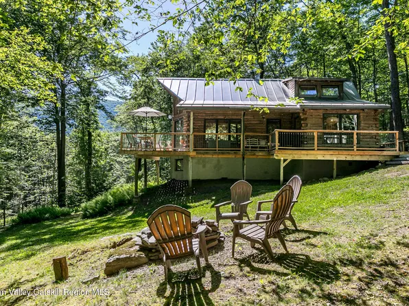 92 Four Wheel Drive, Willow, NY 12495