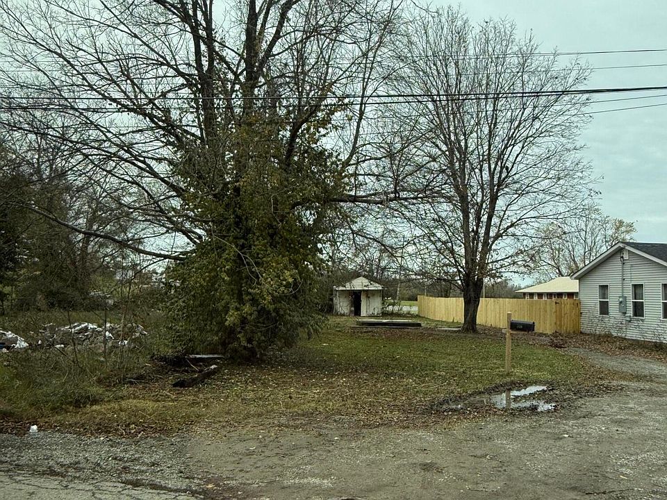 2nd image of 342 N Magnolia St