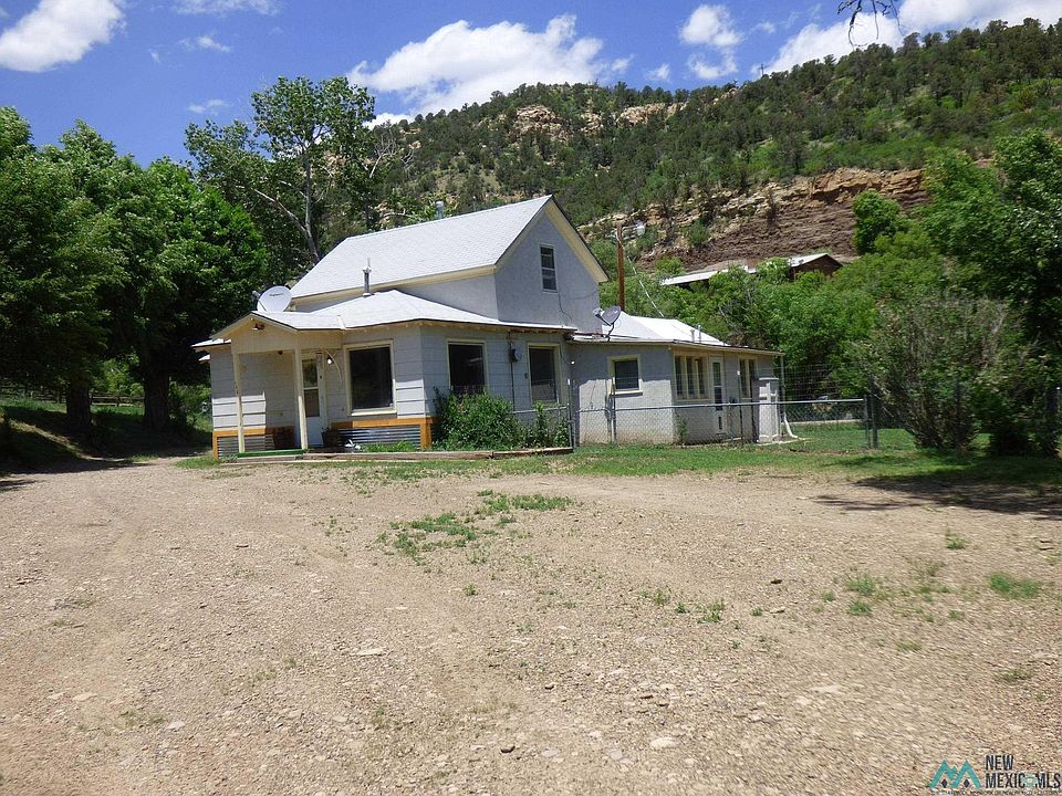 1st image of 158 Lester Ave