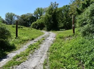 42 Golden Chain Rd, Blairstown, NJ 07825