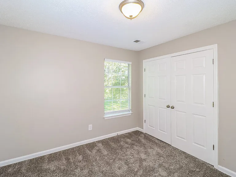 7444 Holly Grove Dr — Photo 13
