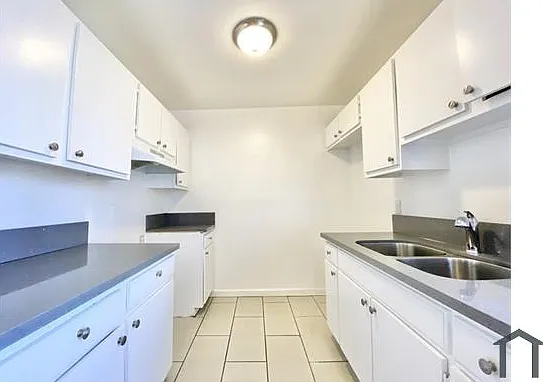 1508 W Florence Ave #3 — Photo 7