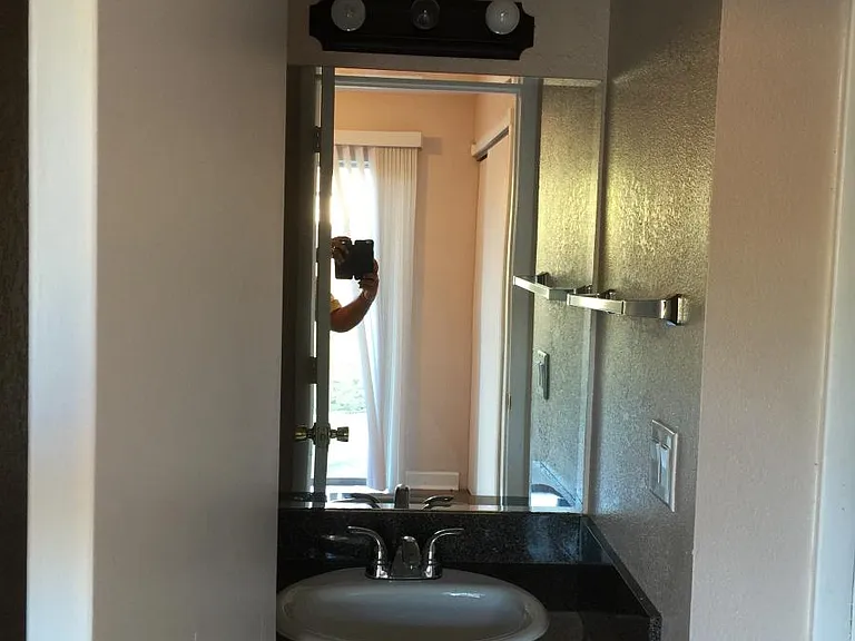 13901 Village Terrace Dr — Photo 14